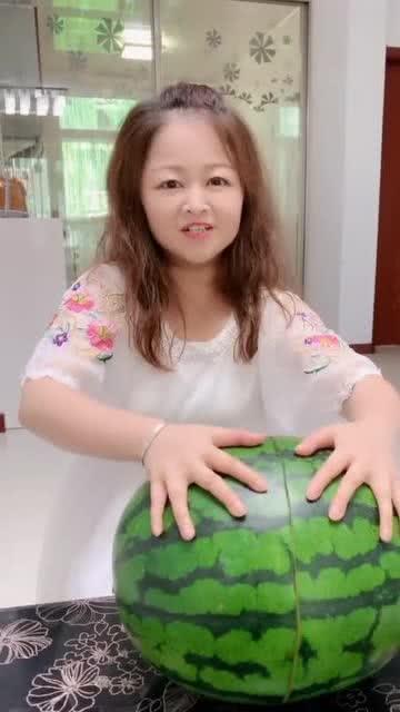 吃瓜神器少女风,少女心爆棚！揭秘吃瓜神器背后的少女风魅力